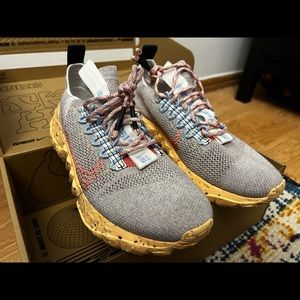 Nike Space Hippie 01. Brand new. Size: 6.5 Men’s; 8 Women’s. Color: Melon Tint